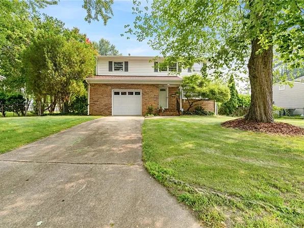 142 Linbrook Dr, Newport News, VA 23602