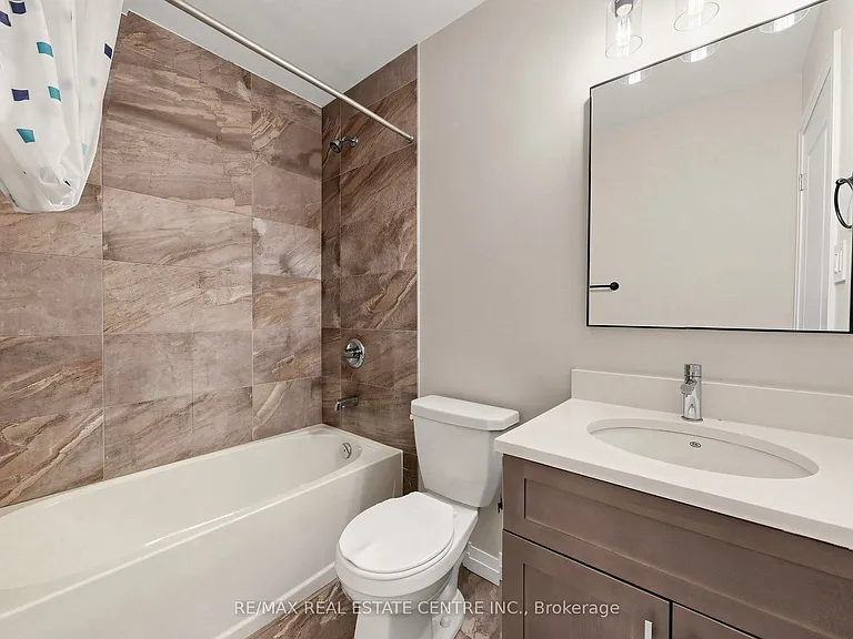 720 Grey St S #55 — Photo 44
