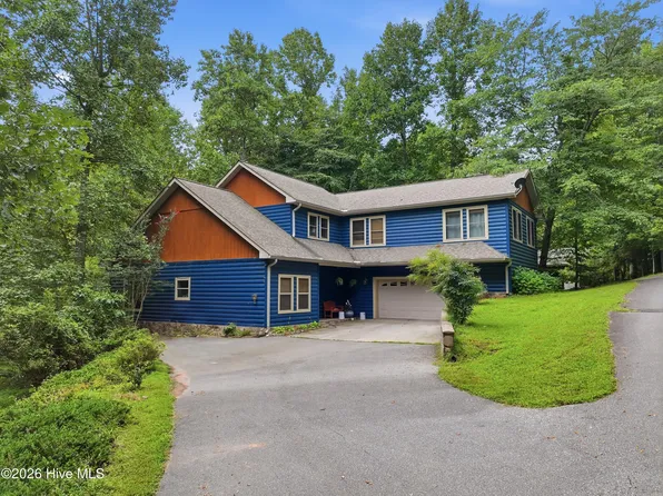 95 Breezy Brook Lane #5, Hayesville, NC 28904