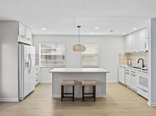 74 Normandy Ln #B, Delray Beach, FL 33484