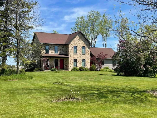 E5678 W Wilson Rd, Algoma, WI 54201