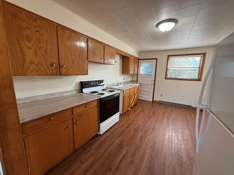 437 W Mill St #3 — Photo 5