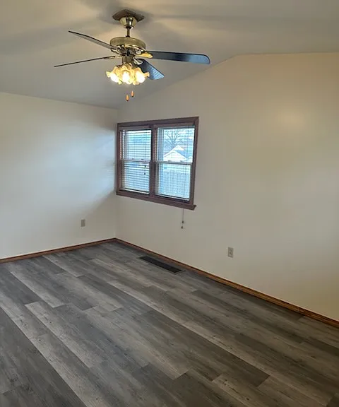 915 Arcadia Ave — Photo 11