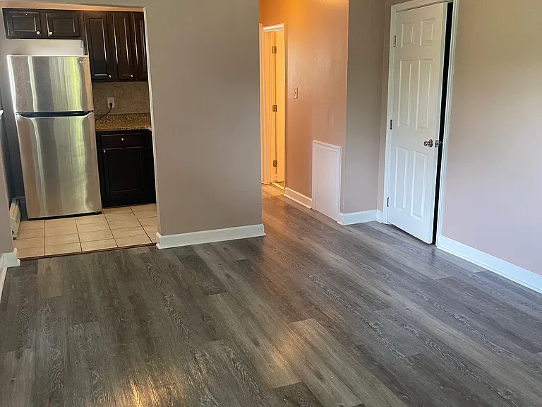 3821 Halley Ter SE #4 — Photo 9