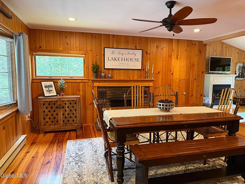 3rd image of 104 Clarkson Road