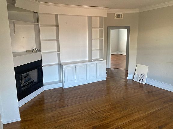 5th image of 801 E North St Unit 2