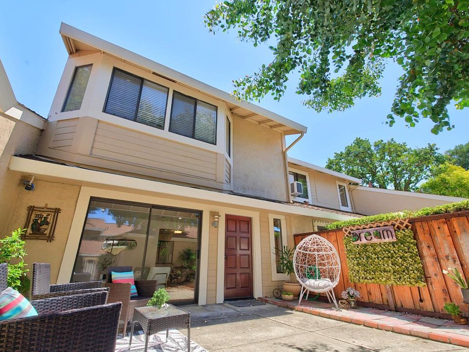 1st image of 7642 Arbor Creek Cir