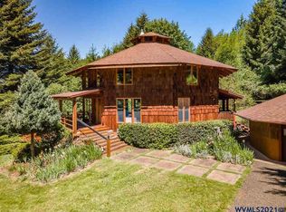 557 Johnson Creek Rd, Blodgett, OR 97326