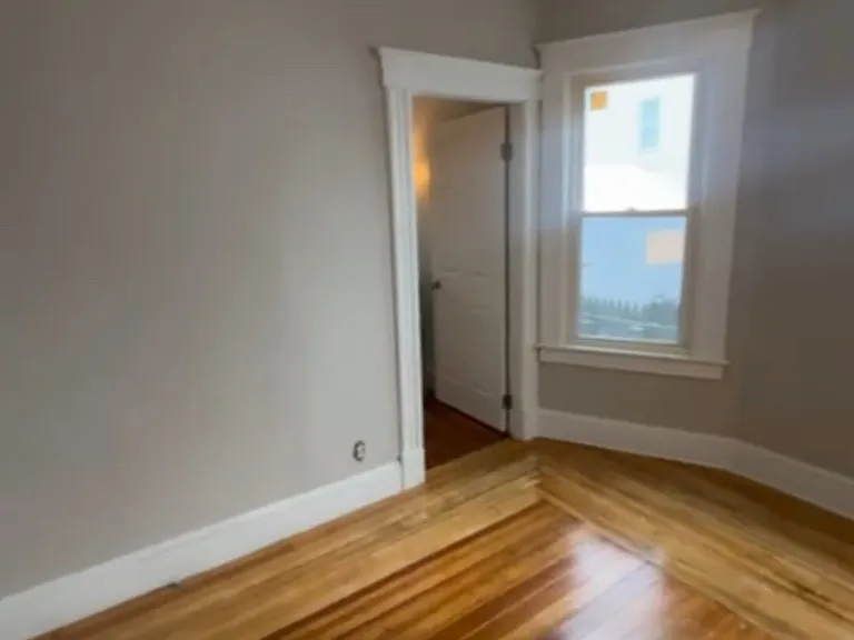62 Pomona St #1 — Photo 8