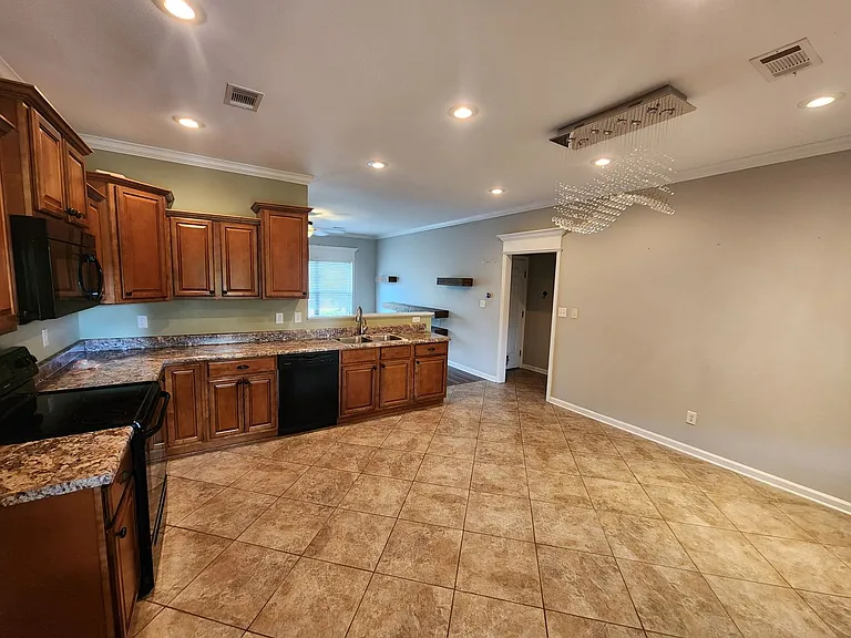 2734 Ridgewood Rd — Photo 47