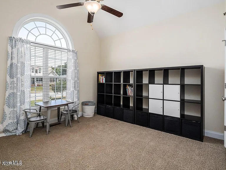 2105 Charity Ln — Photo 12