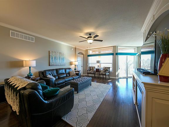 5th image of 2252 Paragon Mill Dr