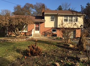 2027 Cypress Ave, Allentown, PA 18103