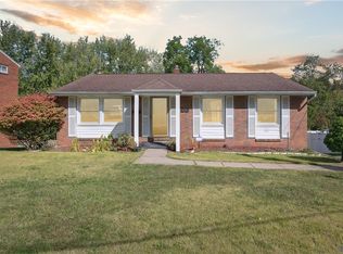 5021 Elmwood Dr, Pittsburgh, PA 15227