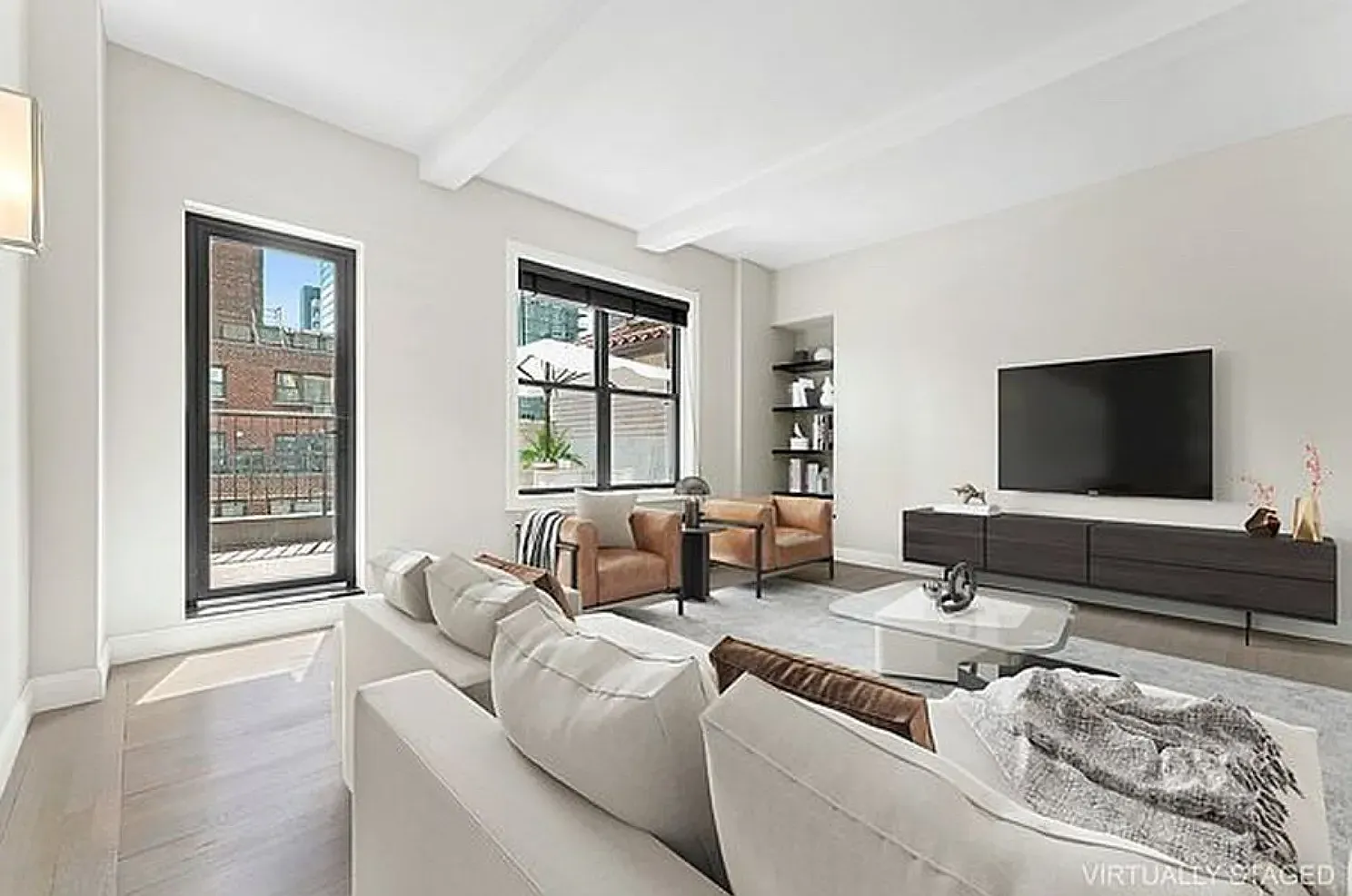 321 East 54th Street — Photo 3