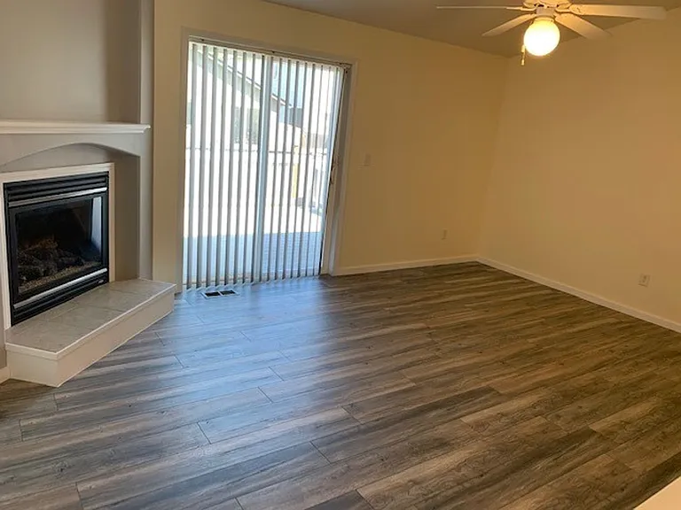 7467 Clamdigger Dr — Photo 6