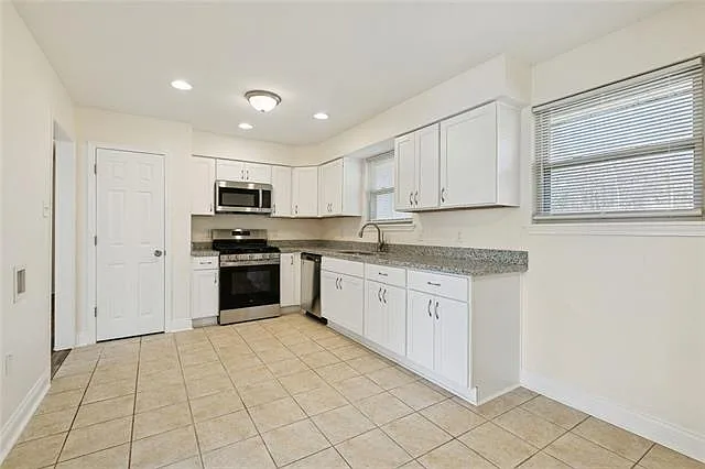 3004 Bartolo St — Photo 5