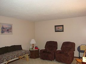 2nd image of 4754 Henwick Ln