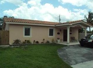 7490 SW 30th Ter, Miami, FL 33155