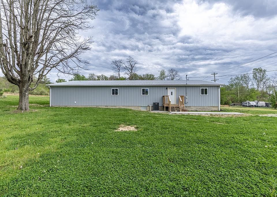 1st image of 2231 Honeysuckle Ln