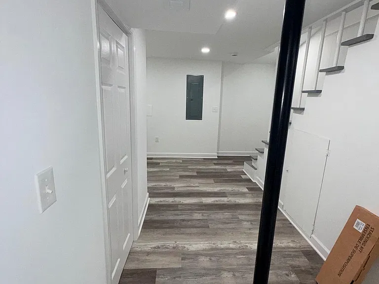 608 Chaplin St SE — Photo 18