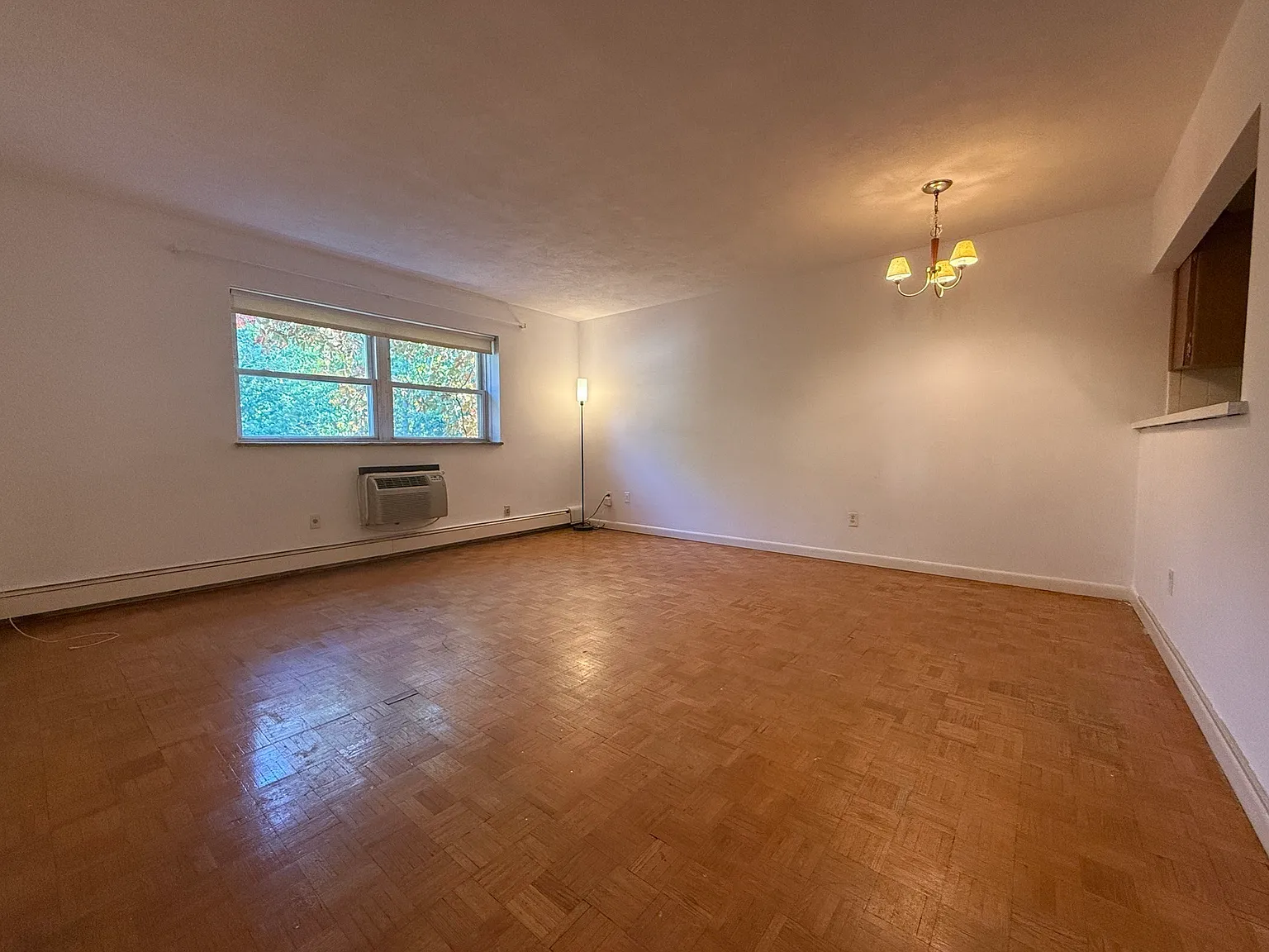 2 bed, 1.0 bath, 760 sqft, $2,500 — Photo 4