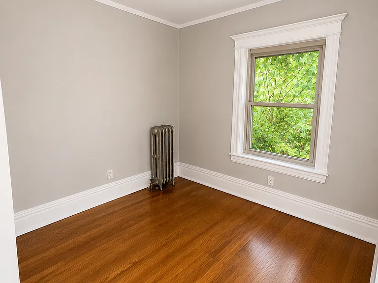 4622 2nd Ave #12 — Photo 9