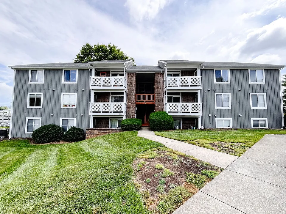810 Cascade Ct