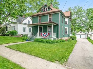 405 Blaine St, Batavia, IL 60510