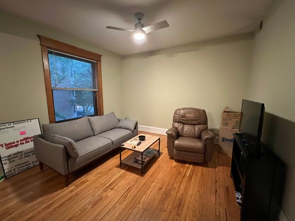 3604 N Greenview Ave #2