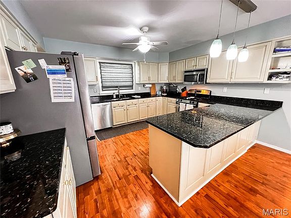 3rd image of 1011 A St