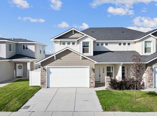 1026 Frank Henry Rd, Twin Falls, ID 83301