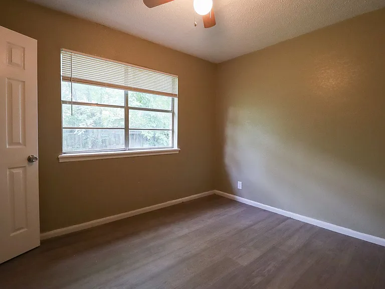 12539 E 20th Pl — Photo 12