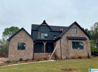 124 Estates Club Dr, Pell City, AL 35128