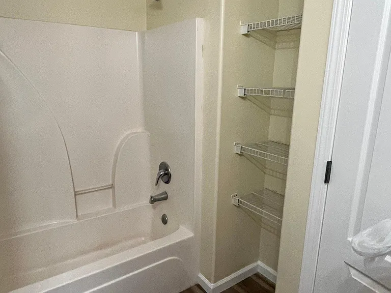 421 Bridgewater Way — Photo 22
