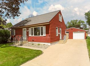 2031 17 1/2 St NW, Rochester, MN 55901