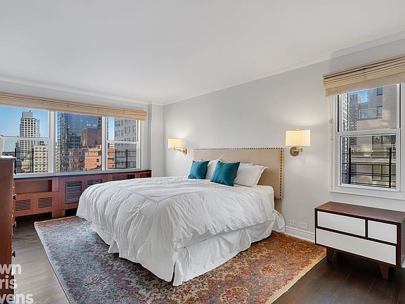 3rd image of 167 E 67th St APT 14C