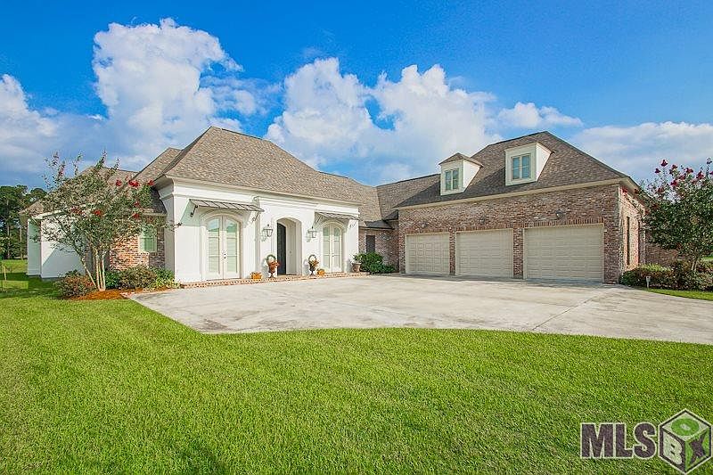 1st image of 25541 Southern Hills Ct