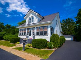 2751 Prairie Rd, Buffalo Grove, IL 60089