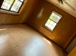 1087 Outlaw Ave, Soperton, GA 30457