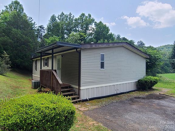 5th image of 2824 Little Creek Ln