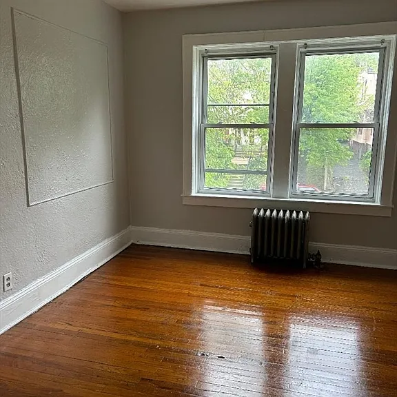 17 Leyfred Ter #1-R — Photo 3