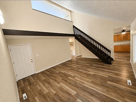 5th image of 2532 W 3rd St