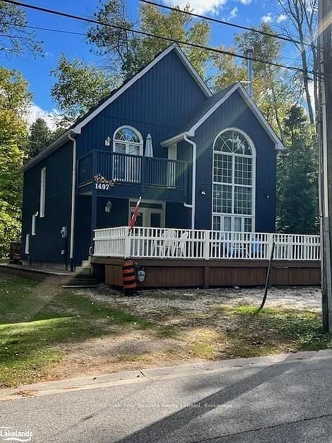 3 bed, $2,500 — Photo 1