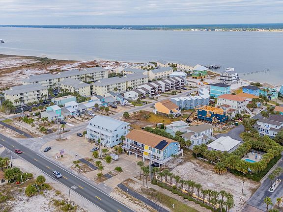 4th image of 8468 Gulf Blvd #4-UT