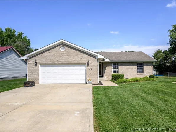 133 N Sharon Drive, Scottsburg, IN 47170