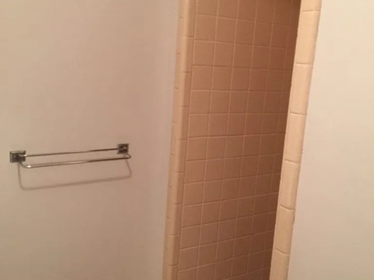 110 Ray Ave — Photo 8