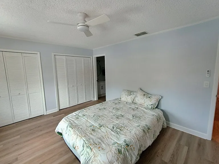 3827 Pine Cone Cir — Photo 20