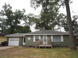 1931 Calvin Ave, Muskegon, MI 49442