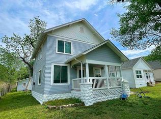 314 N College St, Winfield, KS 67156